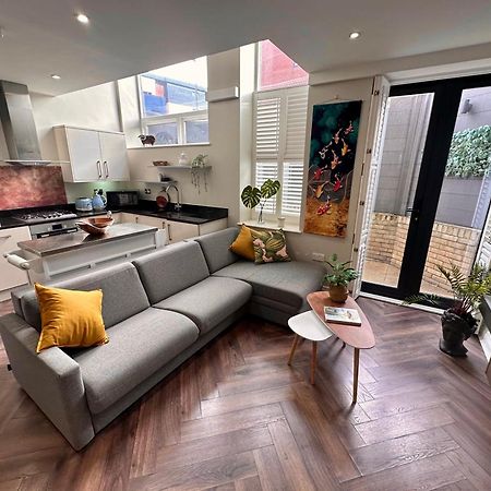 Stylish, Modern Apartment In Central London Eksteriør bilde